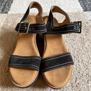 Clark’s Ashley Orchid Black Suede Womens Wedge Sandals - Size 7.5